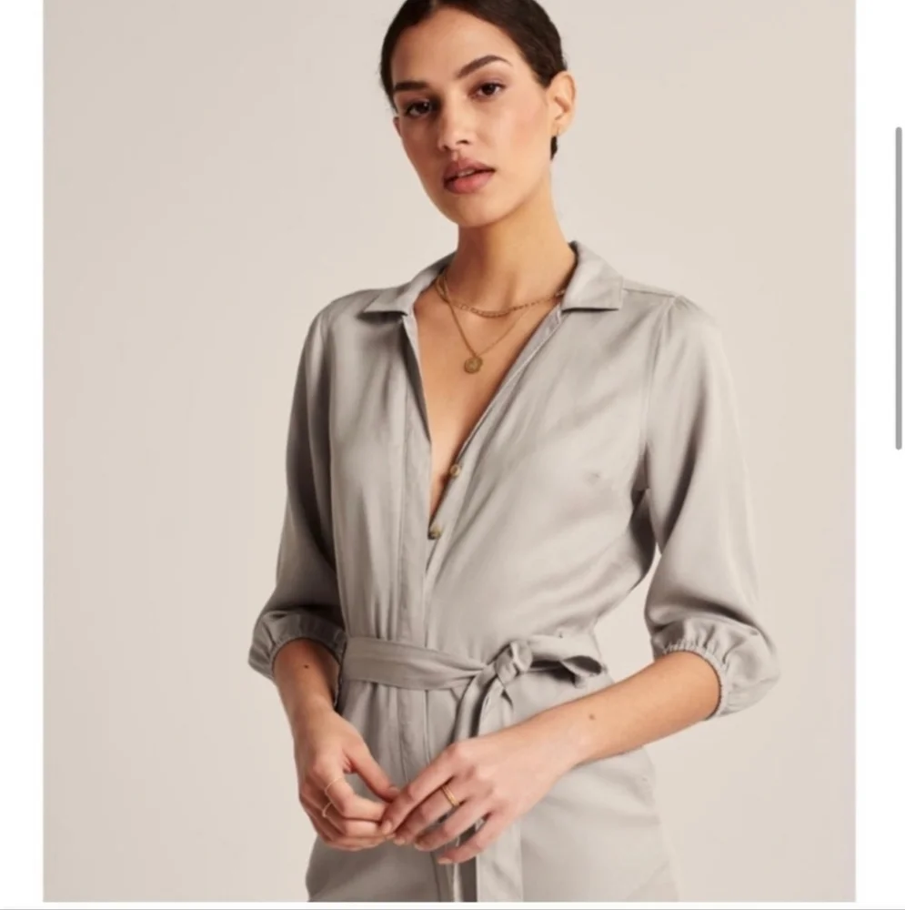 Abercrombie & Fitch Puff Sleeves Utility Jumpsuit Khaki Tan Minimalist XL